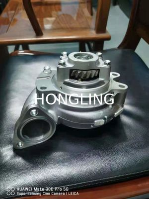 6wg1 Water Pump Isuzu Excavator Engine Parts 1136501125 1-13650057-0 Zax450 Zx650